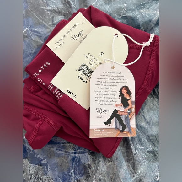 New Sz SML burgundy yogas - Picture 3 of 8